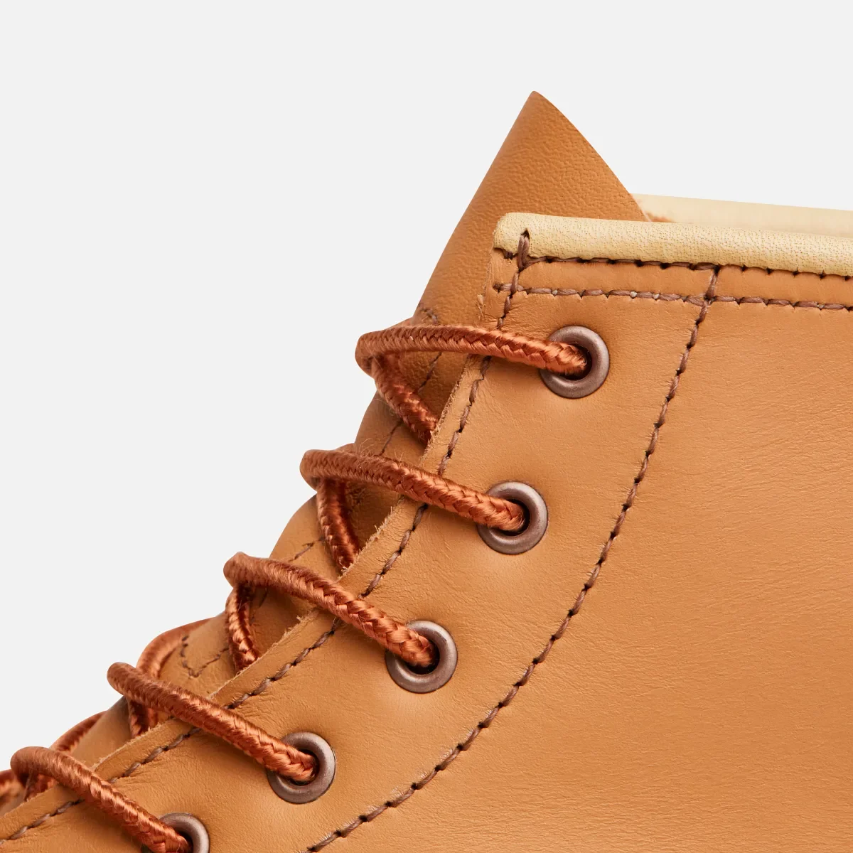 Classic Moc® kort damstövl i tanfärgat Boundary-läder