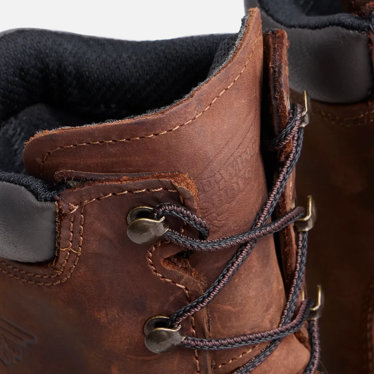DynaForce® 8-tums vattentäta säkerhetsstövlar för män med skyddshättor