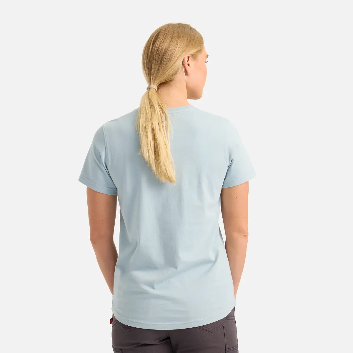 Kortärmad T-shirt med ficka Kortärmad T-shirt för dam i stålblått