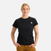 Kortärmad T-shirt med ficka Kortärmad T-shirt för damer i svart