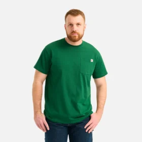 Kortärmad T-shirt med ficka Kortärmad T-shirt för herr i skogsgrönt