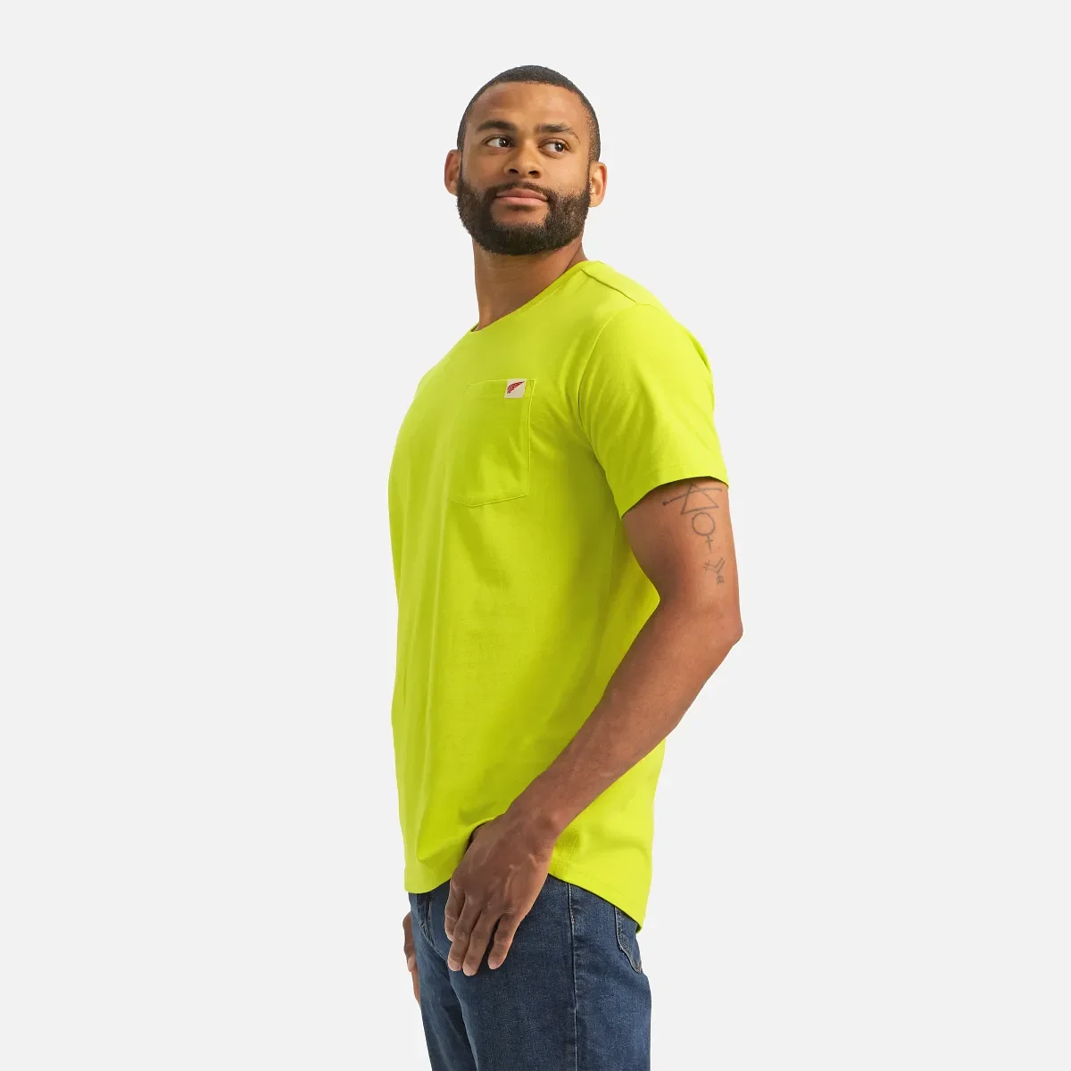 Kortärmad T-shirt med ficka Kortärmad T-shirt för män i ljusgrönt