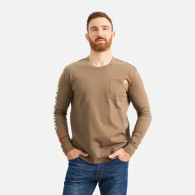 Långärmad T-shirt med ficka och tryck på ärmen – herr-T-shirt i brunt