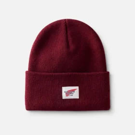 Mössa med logotyp, stickad, unisex, i vinrött