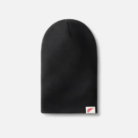 Mössa med stickad logotyp Mössa med stickad logotyp i svart