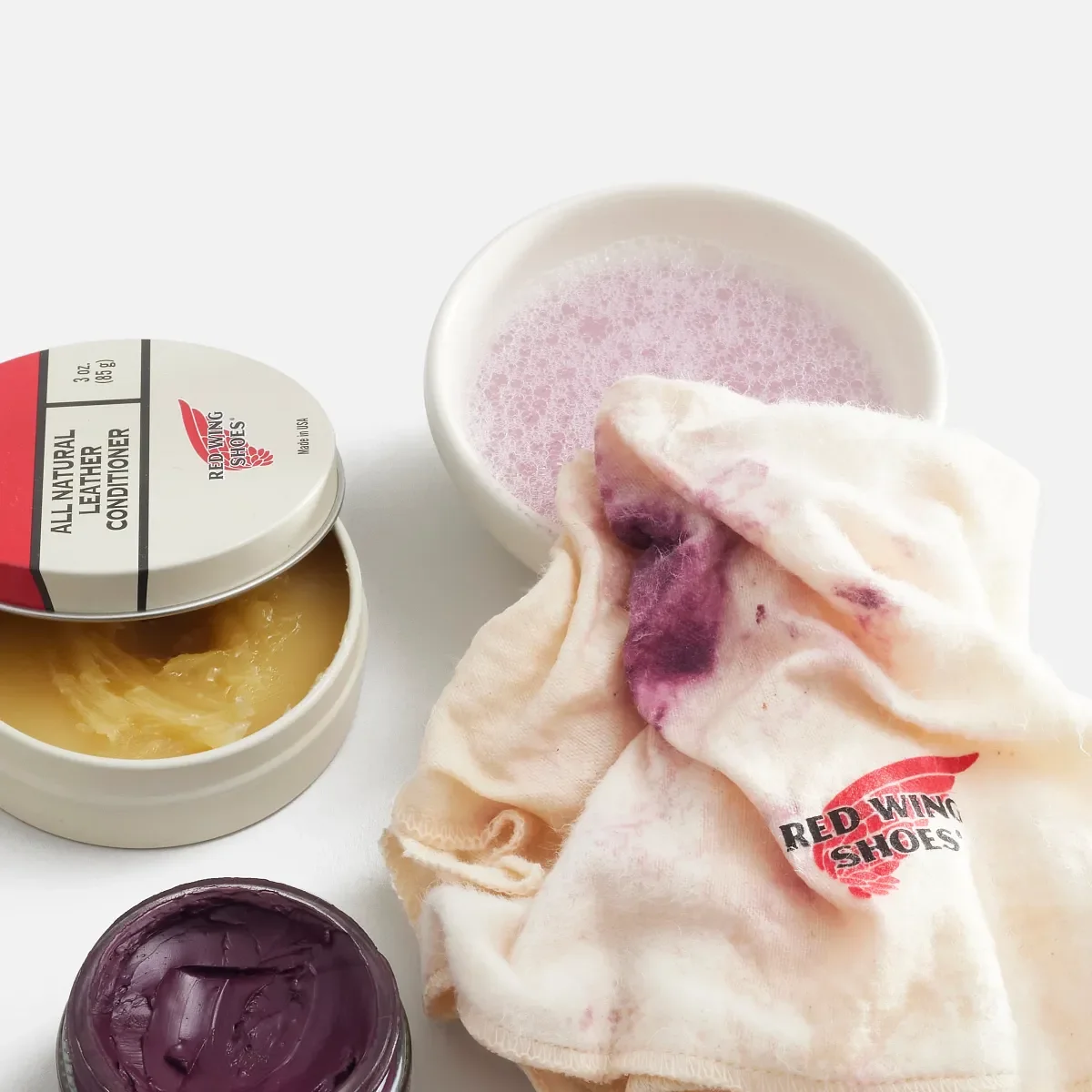 Stövlars vårdprodukter – Rengör, vårdar, skyddar